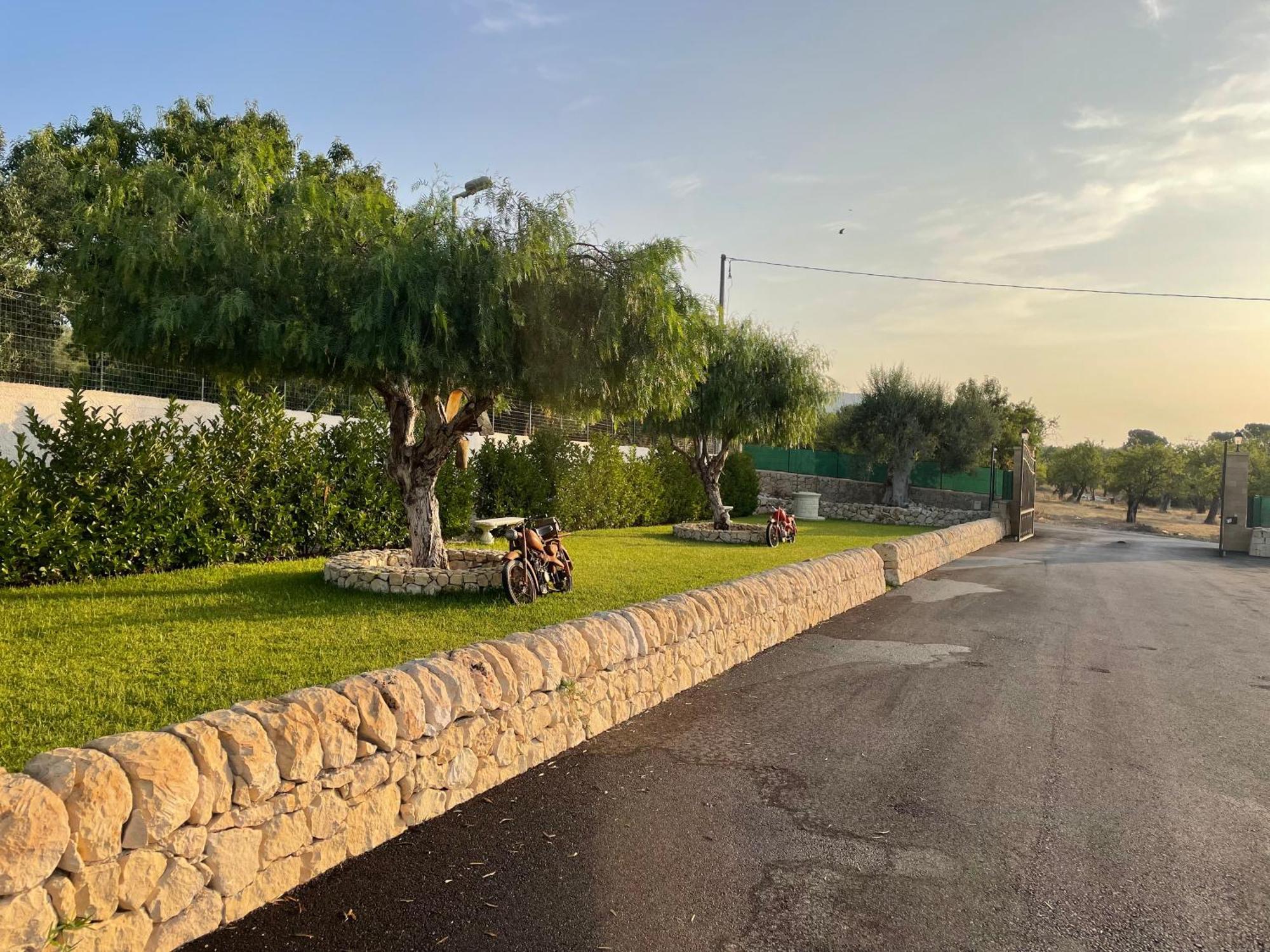 Villa Carmiano Luxury Bedrooms In Avola In The Province Of Syracuse With Spa And Swimming Pool And Wonderful Seaview מראה חיצוני תמונה